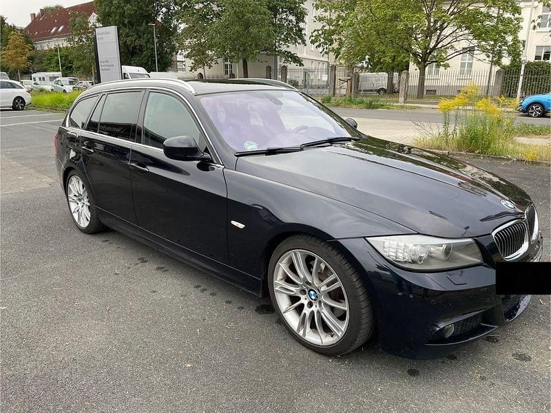 Schwarz Gebraucht 2012 BMW 325 Sport Line Kombi | 14.999 € (Etwas zu teuer) - Bild 1/4