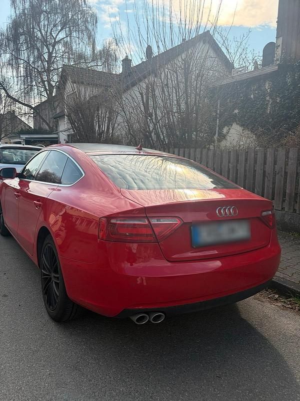 Gebraucht Audi A5 163 PS (119 kW) 2014 Rot Coupé
