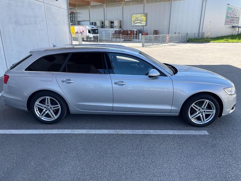 Gebraucht Audi A6 Ambiente 190 PS (139 kW) 2015 Silber Kombi