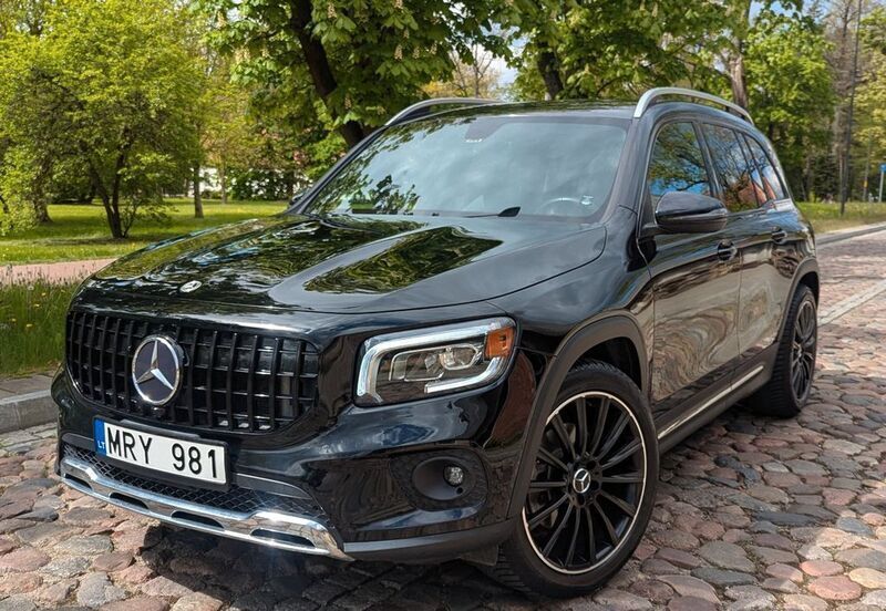 Schwarz Gebraucht 2021 Mercedes GLB250 SUV | 33.500 € (Guter Preis) - Bild 1/4