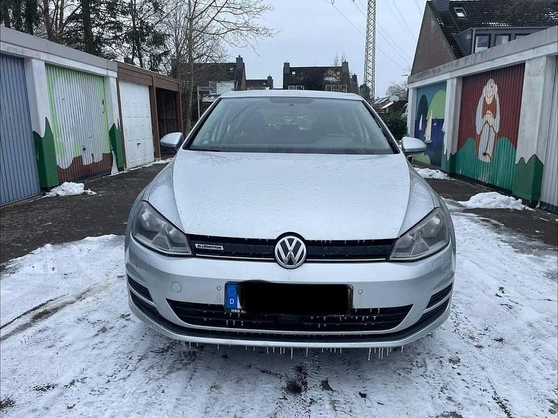 Gebraucht VW Golf Comfortline 110 PS (80 kW) 2014 Grau Limousine