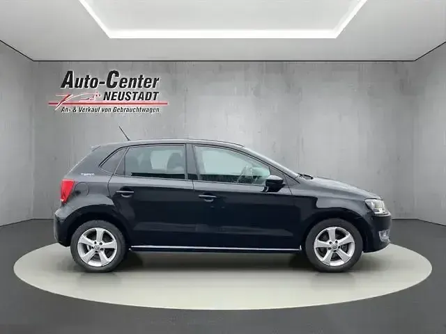 Gebraucht VW Polo Team 69 PS (50 kW) 2010 Schwarz Kleinwagen