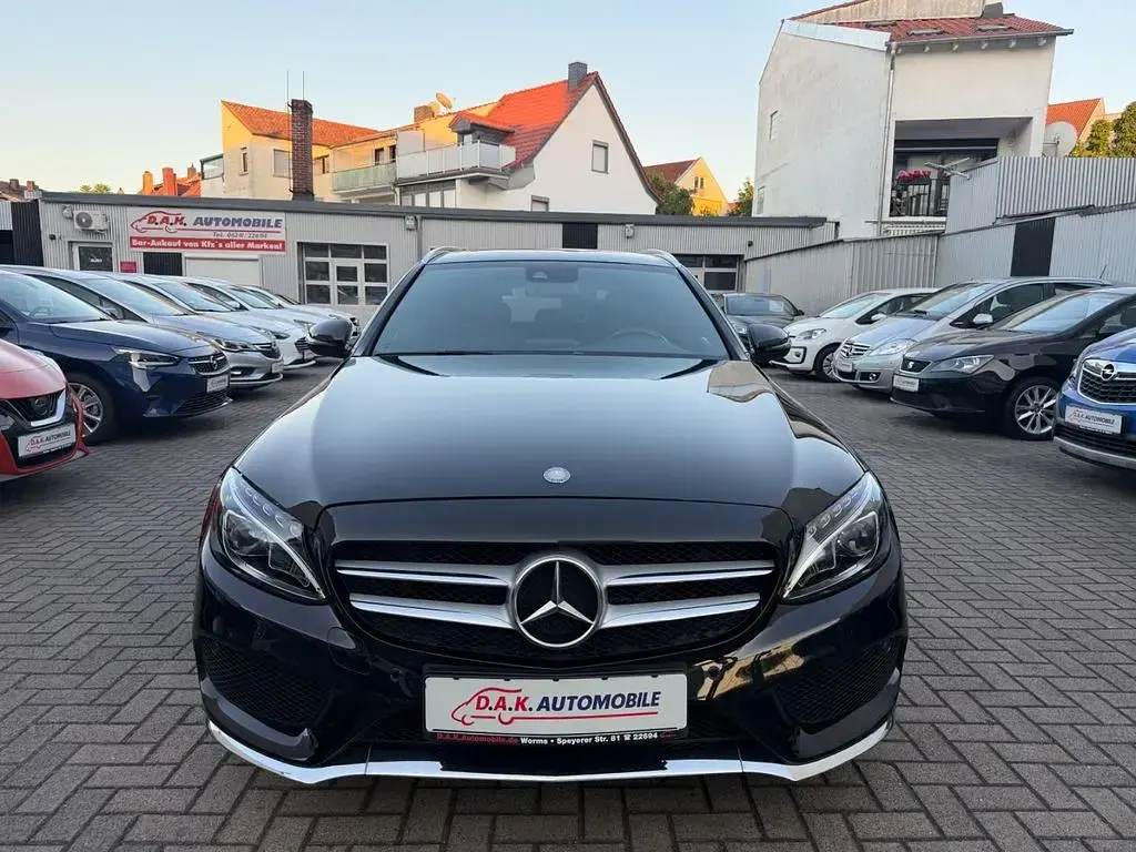 Gebraucht Mercedes C180 AMG line 156 PS (114 kW) 2015 Schwarz Kombi