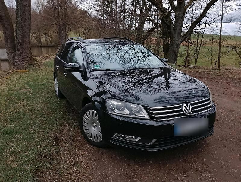 Gebraucht VW Passat Highline 141 PS (103 kW) 2011 Schwarz Kombi