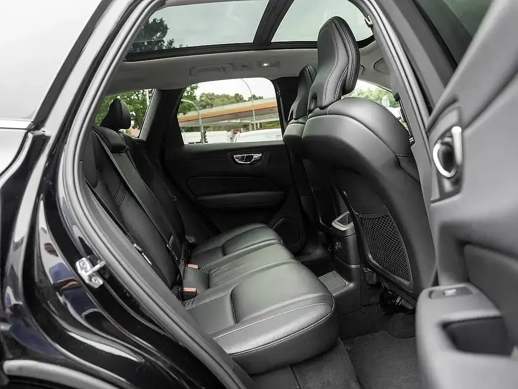 Gebraucht Volvo XC60 Inscription 349 PS (256 kW) 2022 Schwarz SUV