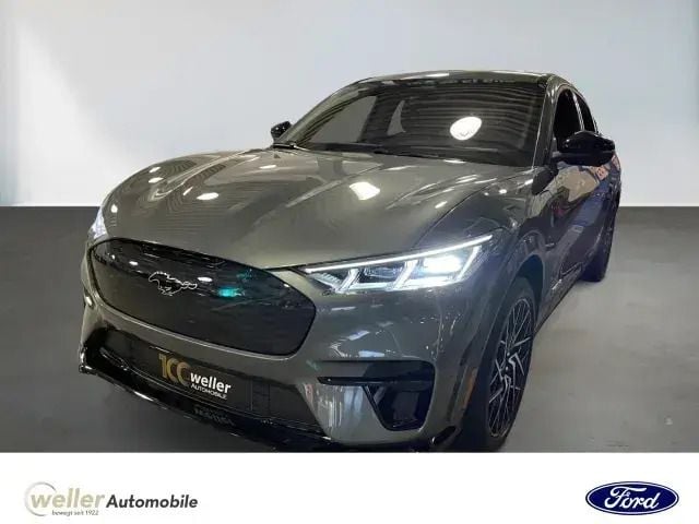 Carbonized gray/asher gray (grau) Gebraucht 2023 Ford Mustang Mach-E GT Extended Range SUV | 57.510 € (Guter Preis) - Bild 1/4