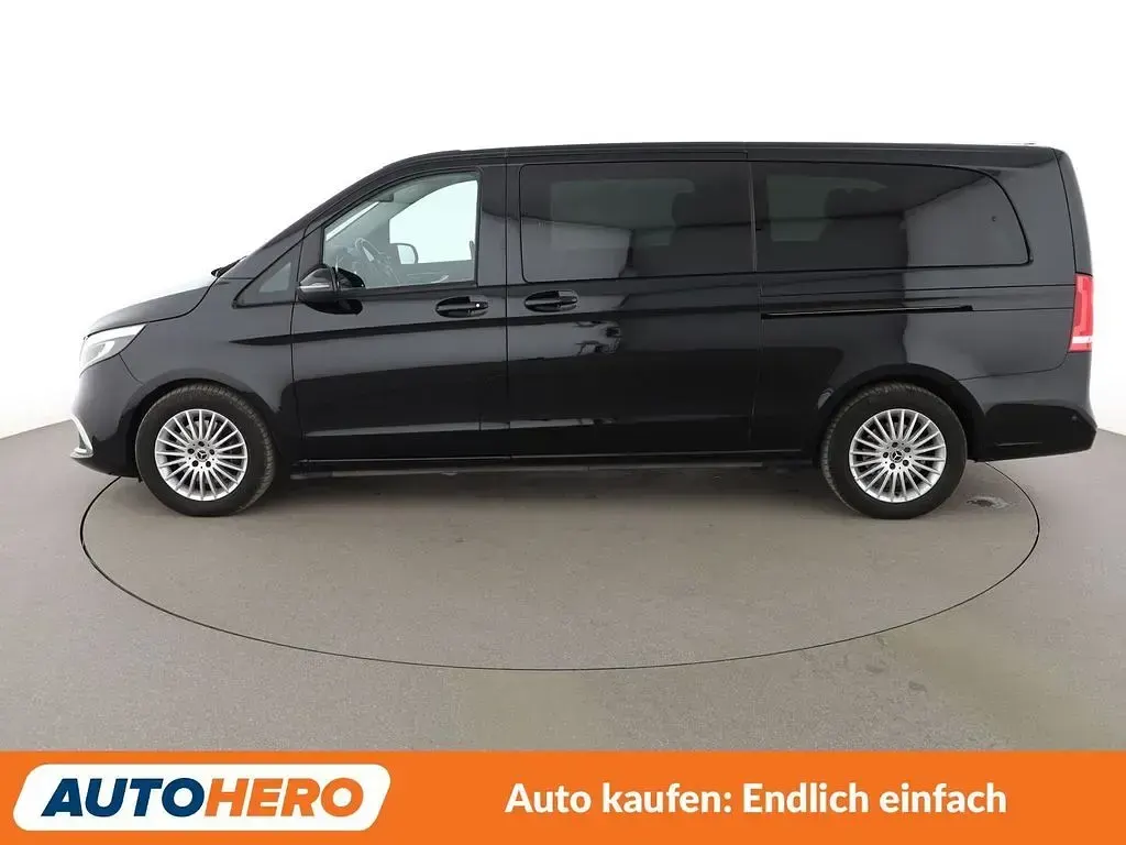 Gebraucht Mercedes V300 Avantgarde Edition 237 PS (174 kW) 2022 Schwarz Van / Kleinbus