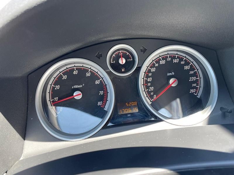 Schwarz Gebraucht 2007 Opel Astra GTC Coupé | 2.500 € (Fairer Preis) - Bild 1/4