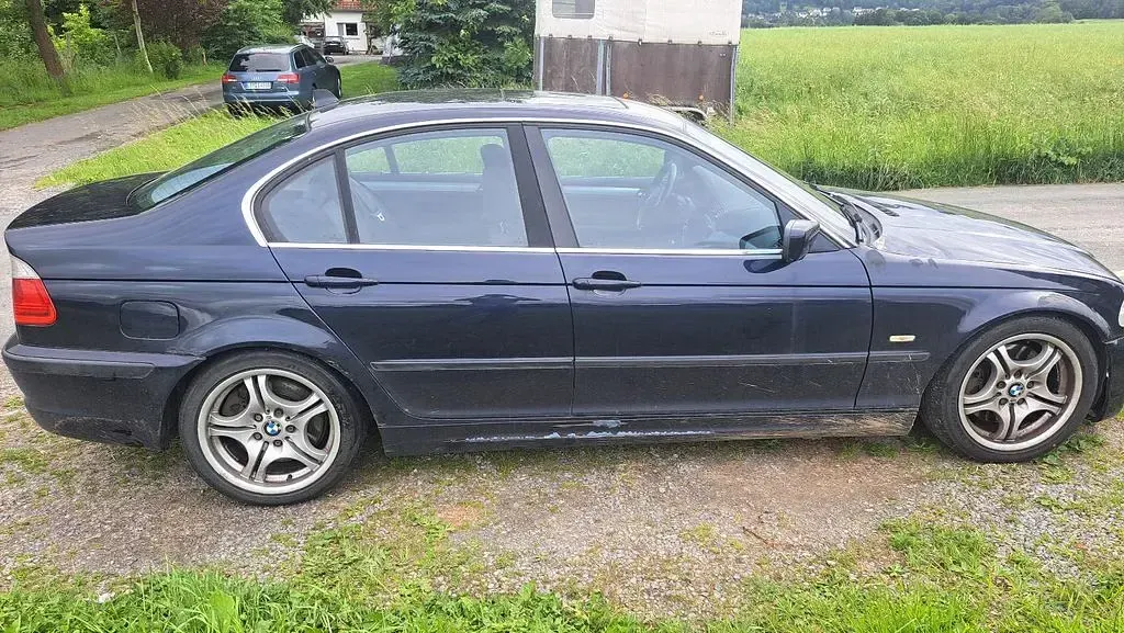 Gebraucht BMW 330 Performance 231 PS (169 kW) 2001 Blau Limousine