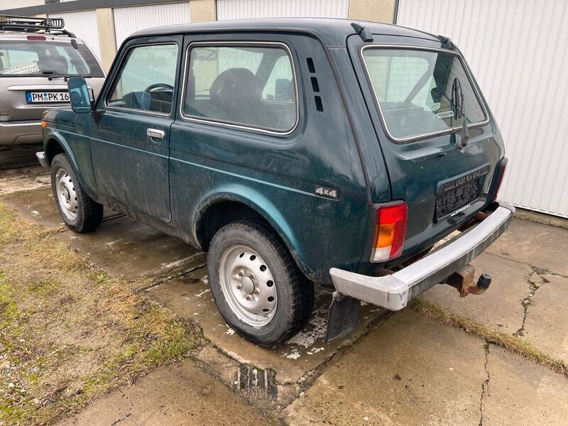 Gebraucht Lada niva 82 PS (60 kW) 2007 Blau SUV