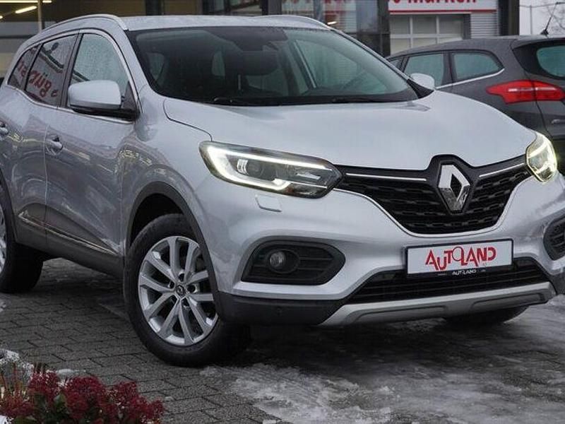 Gebraucht Renault Kadjar LIMITED 159 PS (116 kW) 2019 Silber SUV