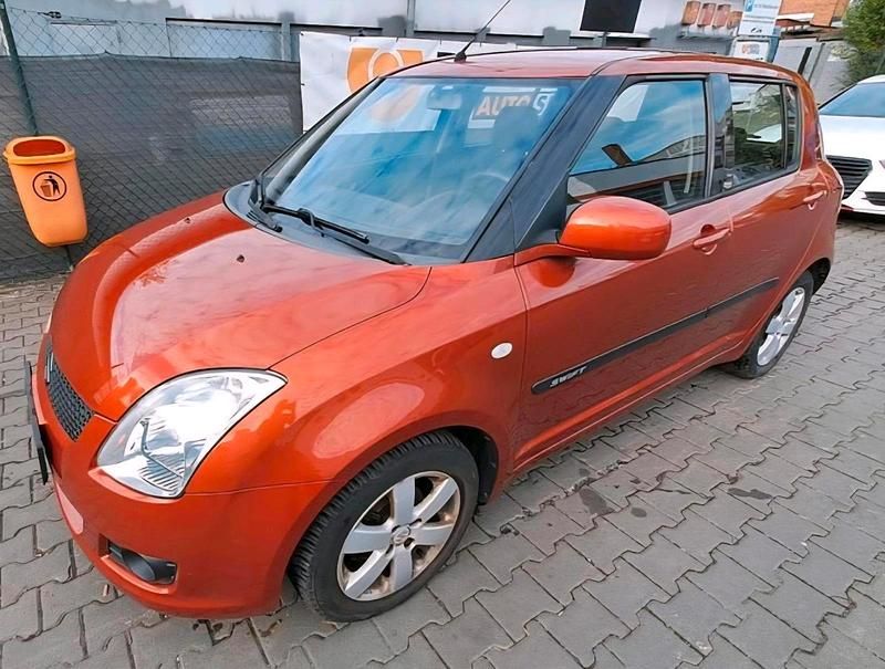 Orange Gebraucht 2008 Suzuki Swift Kleinwagen | 3.000 € (Fairer Preis) - Bild 1/4