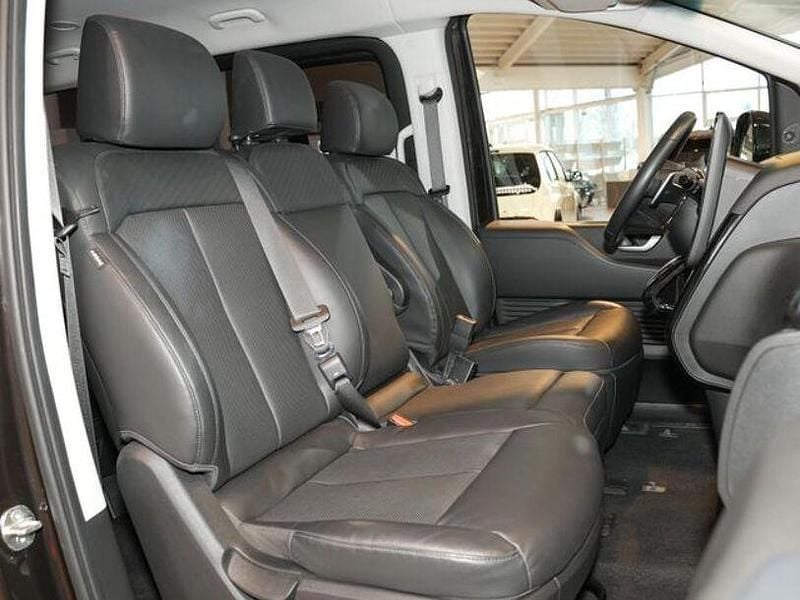 Gebraucht Hyundai Staria Prime 177 PS (130 kW) 2025 Gaia brown / mic Van / Kleinbus