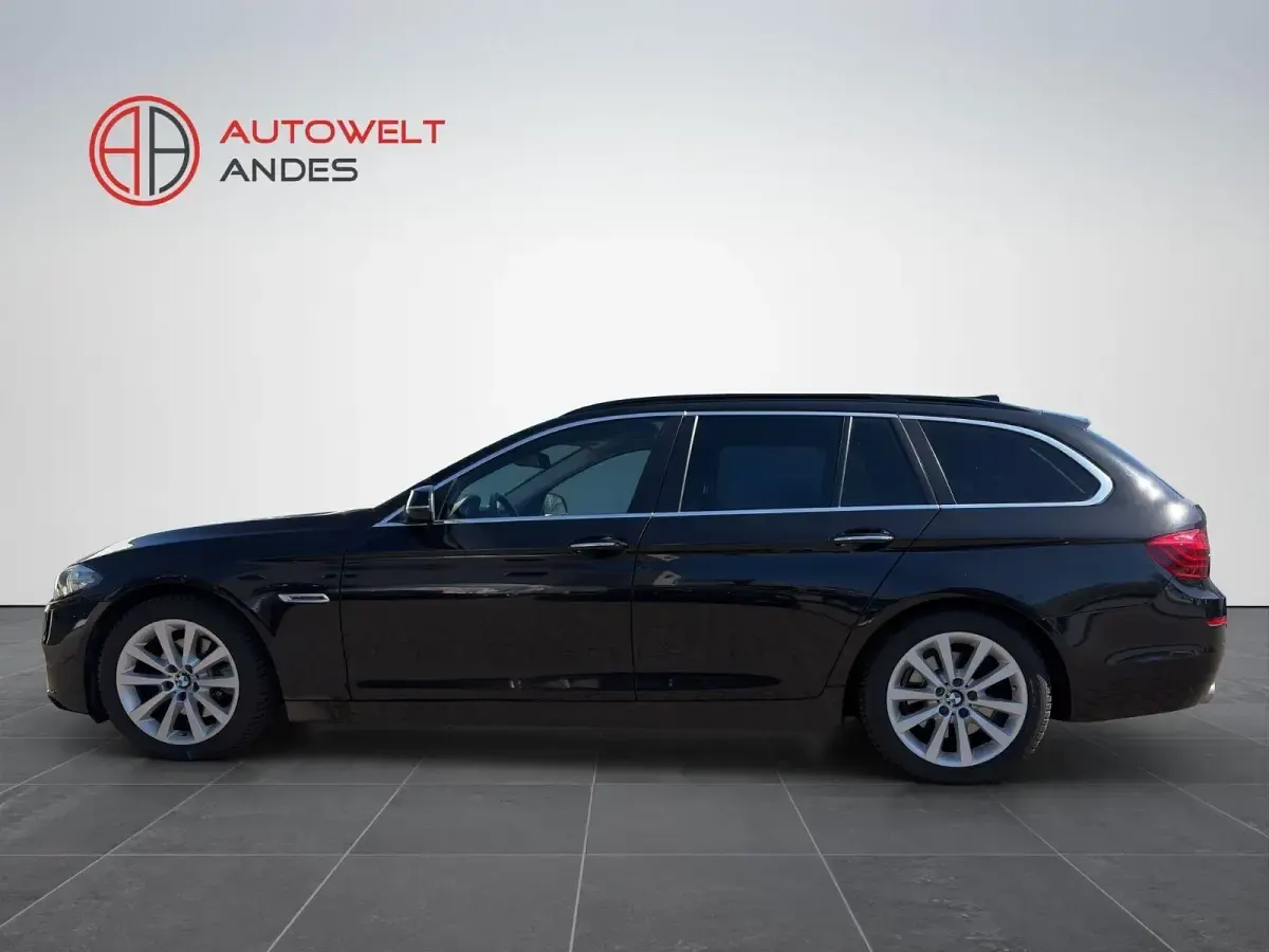 Second-hand BMW 520 Comfort Edition 190 CP (139 kW) 2015 Negru Berlinǎ