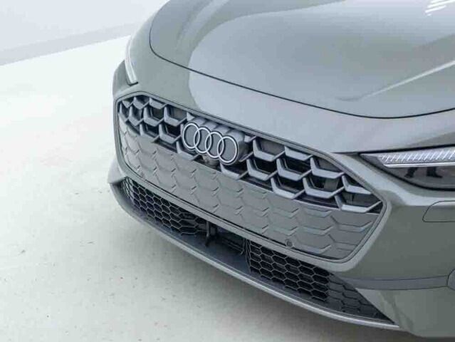 Gebraucht Audi A5 Ambiente 150 PS (110 kW) 2022 Grau Coupé