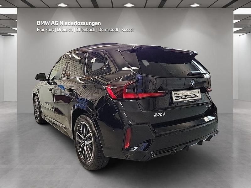 Gebraucht BMW iX1 M Sport 200 kW (272 PS) 2023 Schwarz SUV
