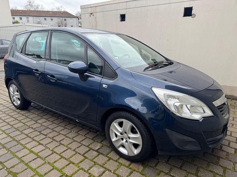 Gebraucht Opel Meriva Selection 101 PS (74 kW) 2013 Blau Van / Kleinbus