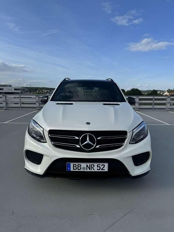 Gebraucht 2018 Mercedes GLE350 AMG line SUV | 30.000 € (Fairer Preis) - Bild 1/4