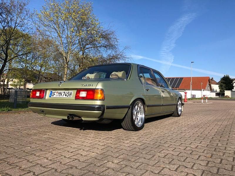 Gebraucht BMW 745 Performance 252 PS (185 kW) 1981 Grün Limousine