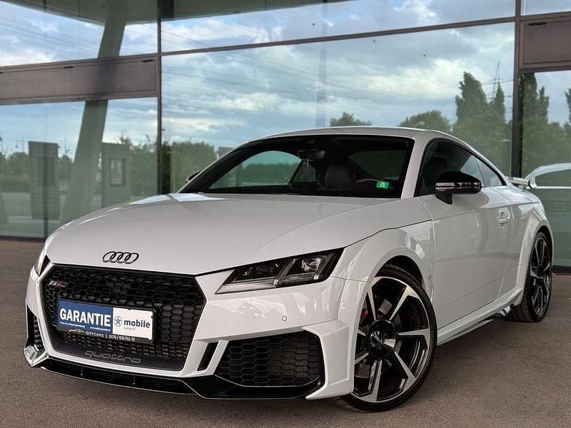 Grau Gebraucht 2020 Audi TT RS Ambiente Coupé | 49.999 € (Fairer Preis) - Bild 1/4