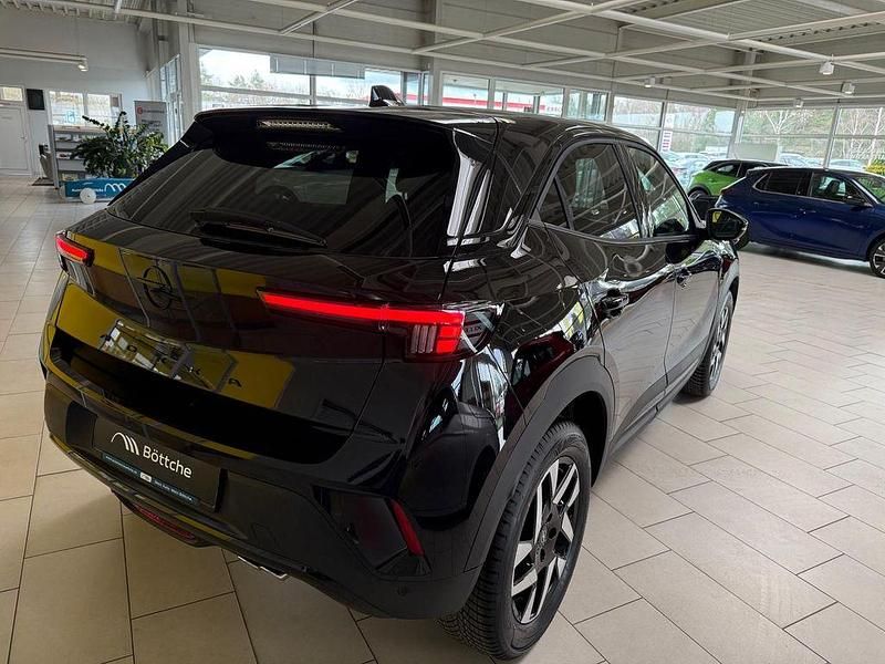 Neu Opel Mokka Elegance 136 PS (100 kW) 2026 Lackierung schwarz perla nera/ SUV
