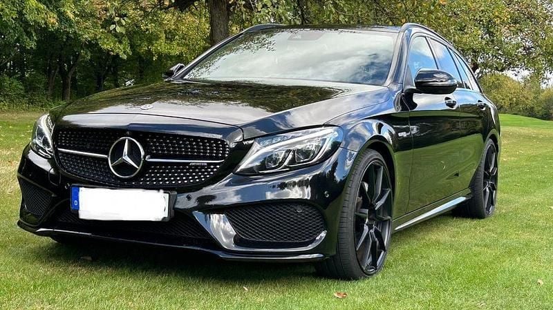 Schwarz Gebraucht 2018 Mercedes C43 AMG AMG Limousine | 32.600 € (Superpreis) - Bild 1/4
