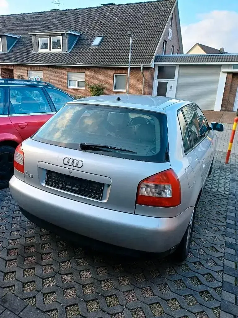 Gebraucht Audi A3 101 PS (74 kW) 2000 Silber Kleinwagen