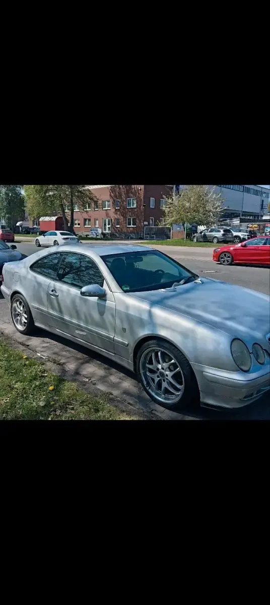 Gebraucht Mercedes CLK320 2000 Silber Coupé