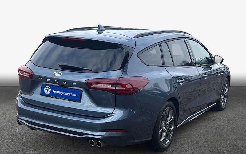 Gebraucht Ford Focus ST-Line X 155 PS (114 kW) 2024 Blue metallic (metallic) Kombi