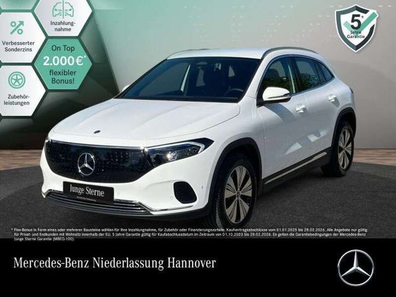 Polarweiß Gebraucht 2024 Mercedes EQA250 Advanced SUV | 34.490 € (Guter Preis) - Bild 1/3