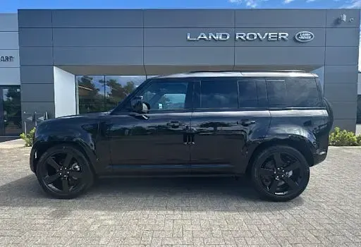 Neu Land Rover Defender SE Dynamic 250 PS (183 kW) 2026 Schwarz SUV
