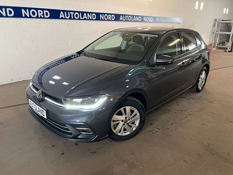 Grau Gebraucht 2024 VW Polo Style Limousine | 22.995 € (Guter Preis) - Bild 1/4