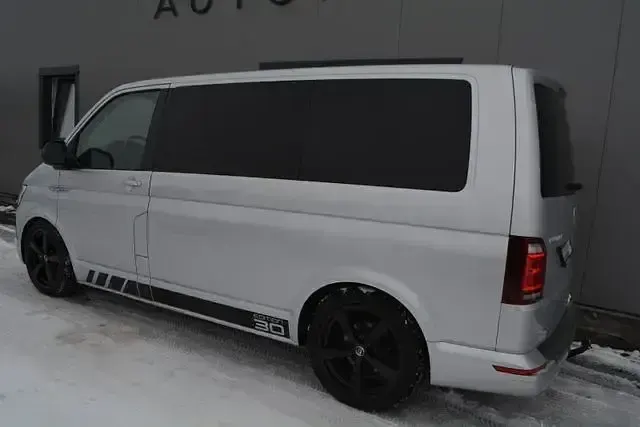 Usata VW Multivan Edition 110 CV (80 kW) 2016 Andere Monovolume