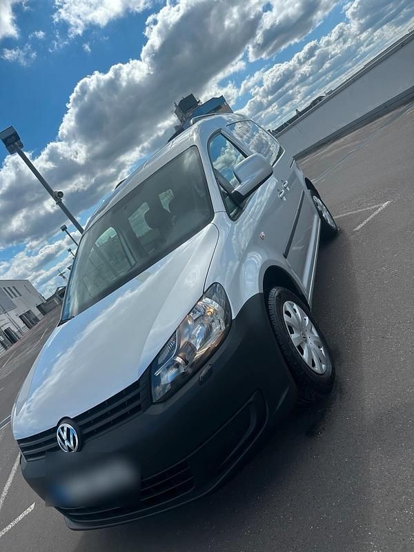 Silber Gebraucht 2013 VW Caddy Van / Kleinbus | 8.500 € (Fairer Preis) - Bild 1/4