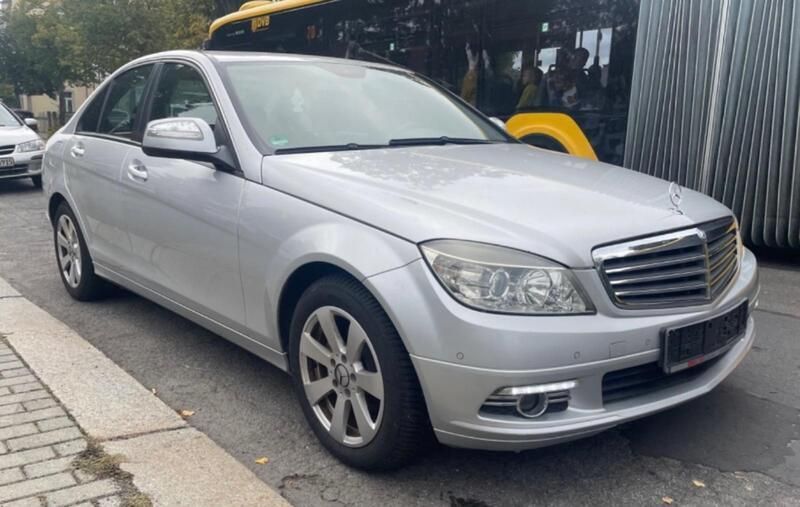 Grau Gebraucht 2007 Mercedes C180 Limousine | 4.100 € (Superpreis) - Bild 1/4