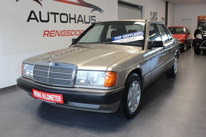 Silber Gebraucht 1988 Mercedes 190 Limousine | 9.990 € - Bild 1/4