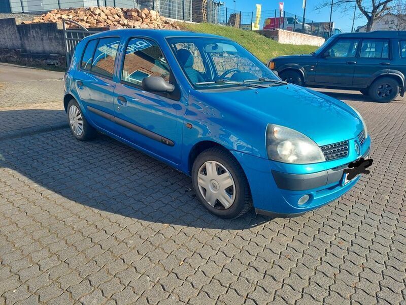 Blau Gebraucht 2002 Renault Clio II Expression Limousine | 999 € (Superpreis) - Bild 1/4