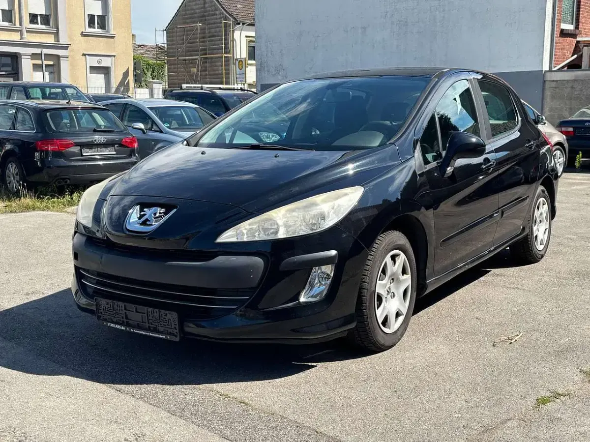 Gebraucht Peugeot 308 Tendance 120 PS (88 kW) 2010 Lackierung schwarz perla nera Kleinwagen