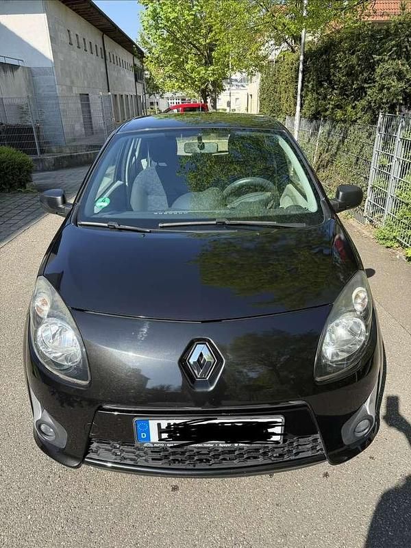 Second-hand Renault Twingo Expression 76 CP (55 kW) 2010 Hatchback