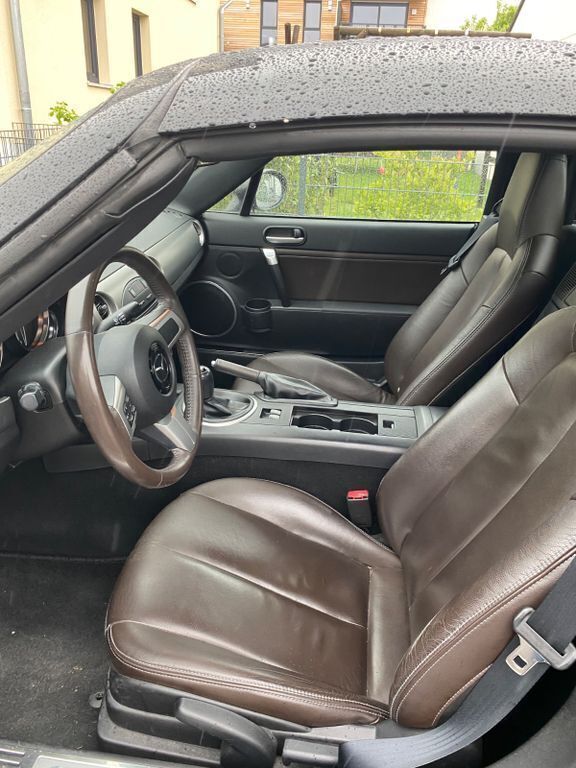 Usata Mazda MX5 126 CV (92 kW) 2008 Nero Cabrio