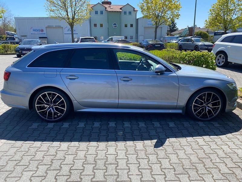 Silber Gebraucht 2018 Audi A6 S-Line Kombi | 22.499 € (Superpreis) - Bild 1/4