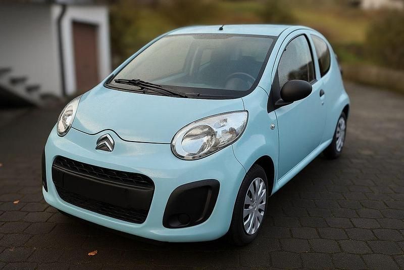 Blau Gebraucht 2013 Citroën C1 Attraction Kleinwagen | 3.500 € (Fairer Preis) - Bild 1/4