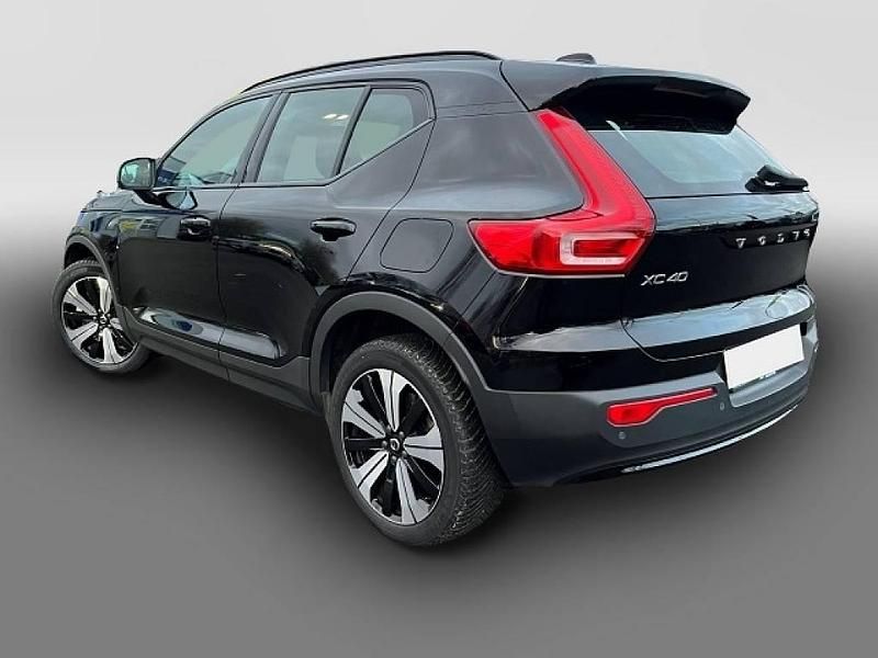 Gebraucht Volvo XC40 Core 169 kW (231 PS) 2022 Schwarz SUV