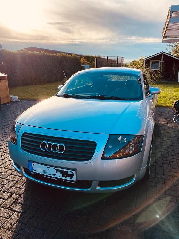 Silber Gebraucht 1999 Audi TT Coupé | 2.200 € (Fairer Preis) - Bild 1/4