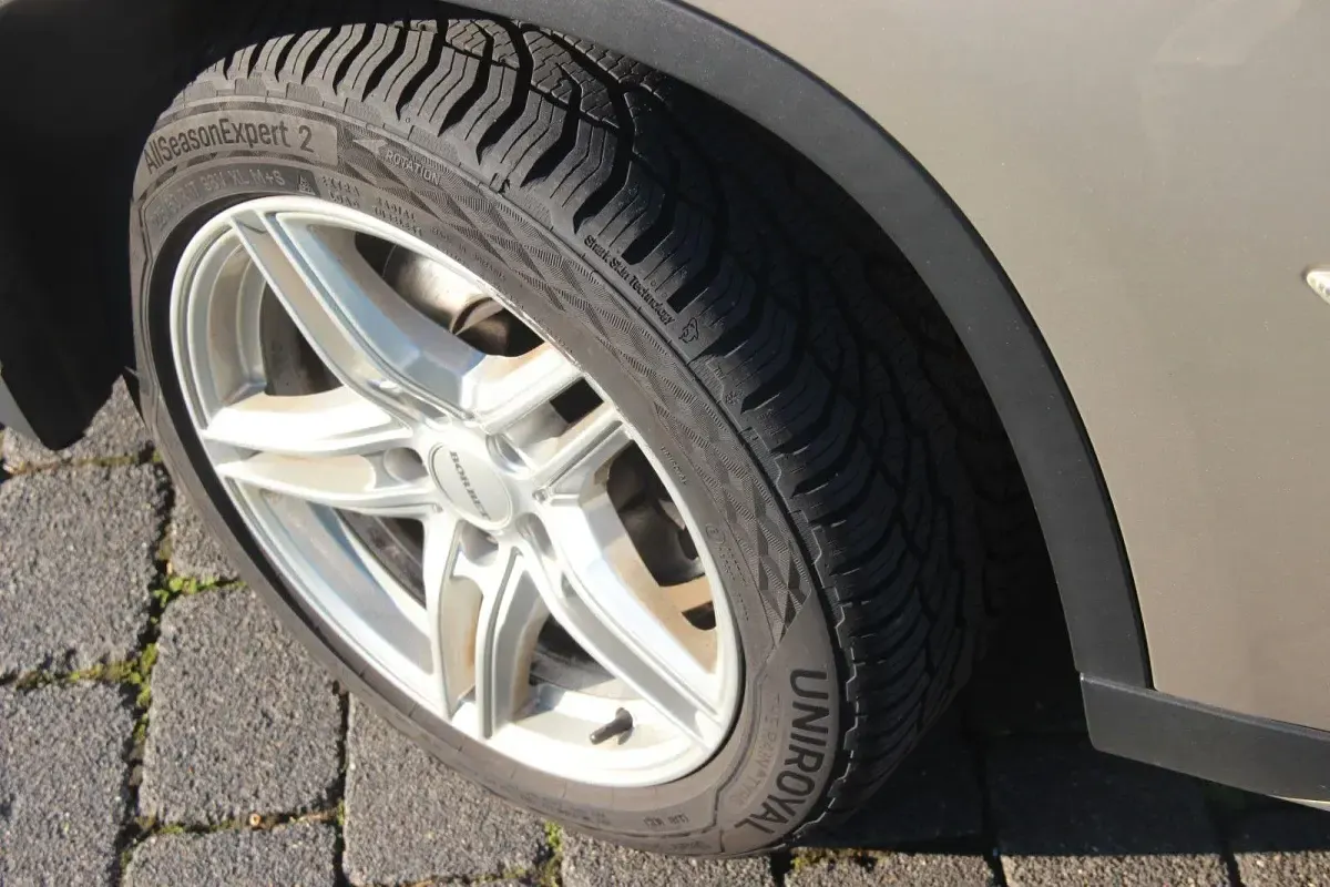 Gebraucht BMW X1 Sport Line 177 PS (130 kW) 2011 Silber SUV