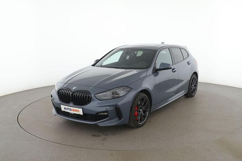 Blau Gebraucht 2024 BMW 120 M Sport Kleinwagen | 34.860 € (Etwas zu teuer) - Bild 1/3