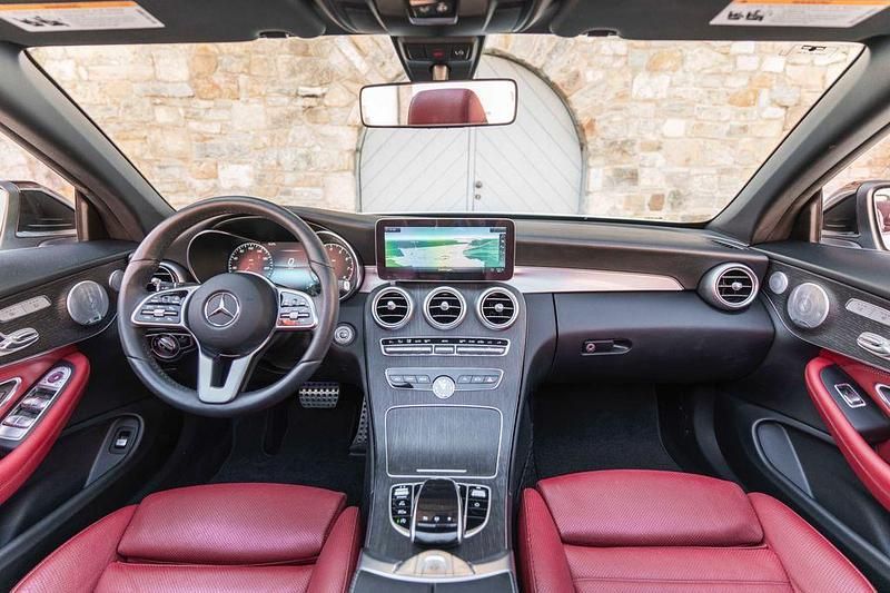 Gebraucht Mercedes C300 AMG 258 PS (189 kW) 2019 Weiß Cabrio