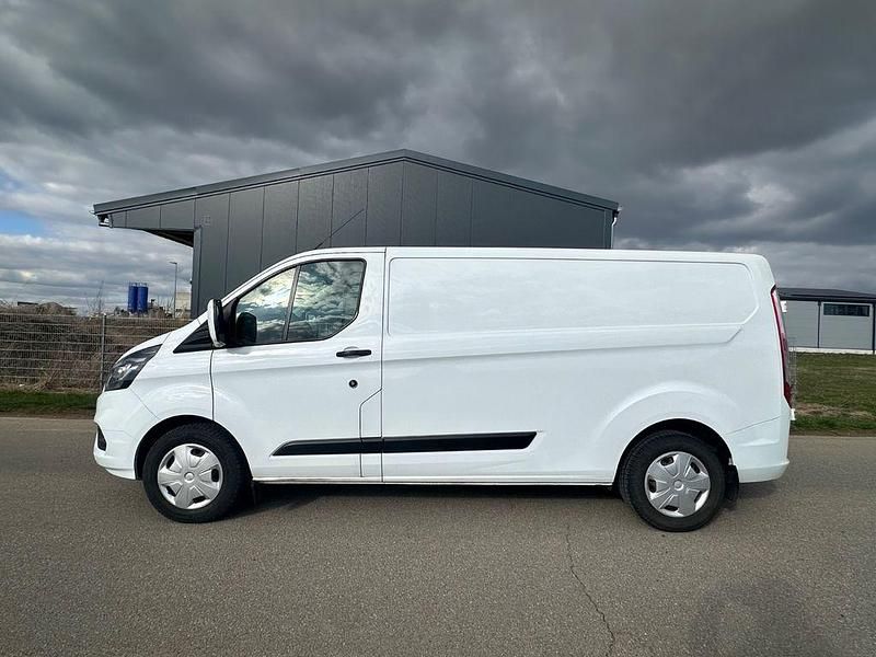 Gebraucht Ford Transit Custom Trend 131 PS (96 kW) 2020 Weiß Van / Kleinbus