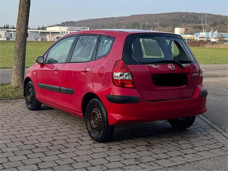 Gebraucht Honda Jazz 78 PS (57 kW) 2007 Rot Kleinwagen