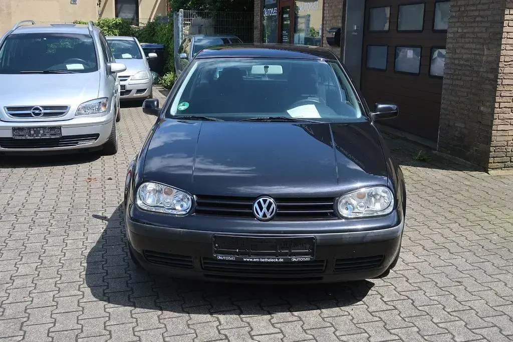Gebraucht VW Golf IV Edition 75 PS (55 kW) 2001 Schwarz Limousine